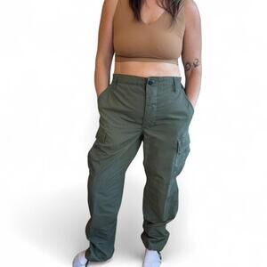 Olive green cargo / army pants